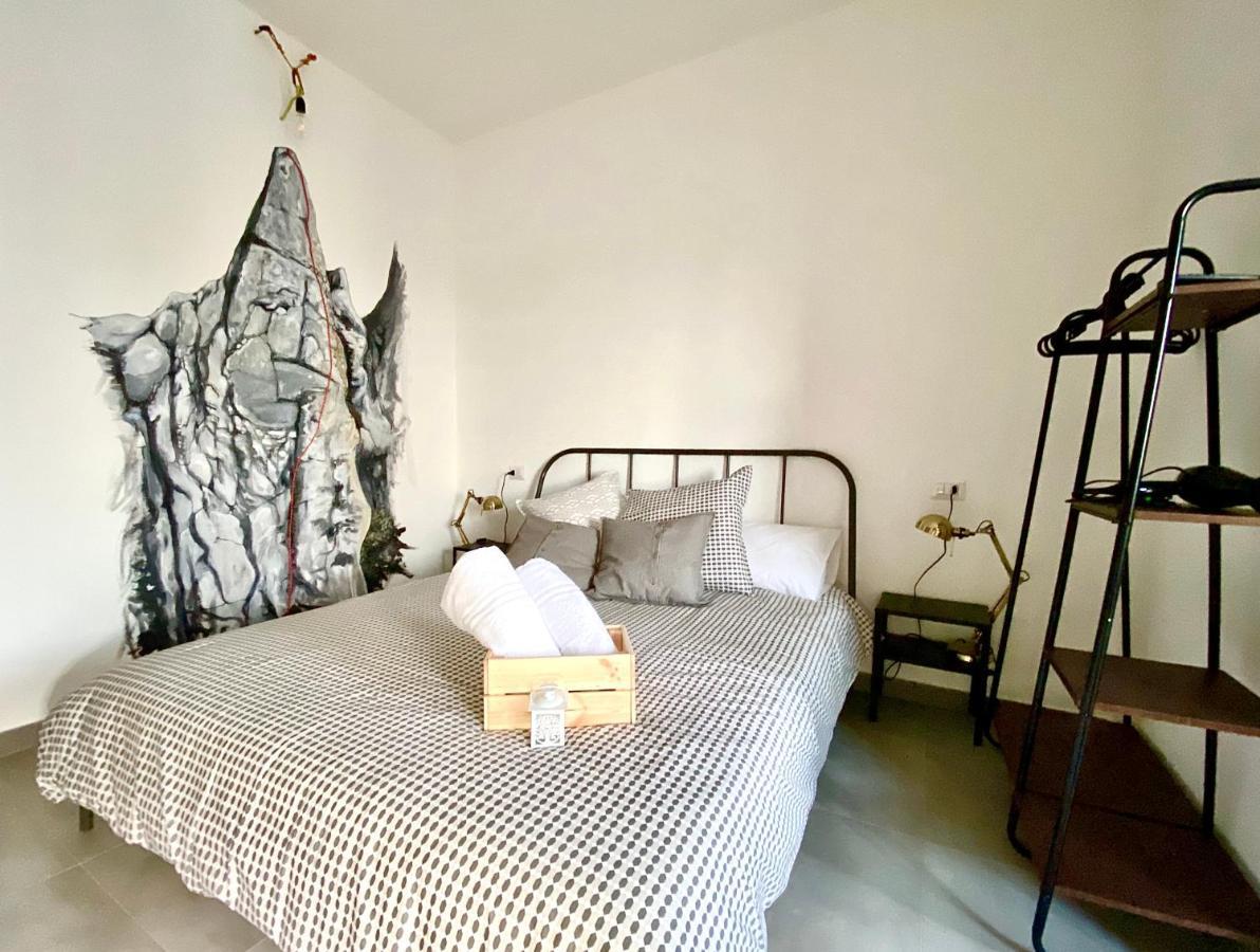 Bedandclimbing Hotel เบาเนย์ ภายนอก รูปภาพ
